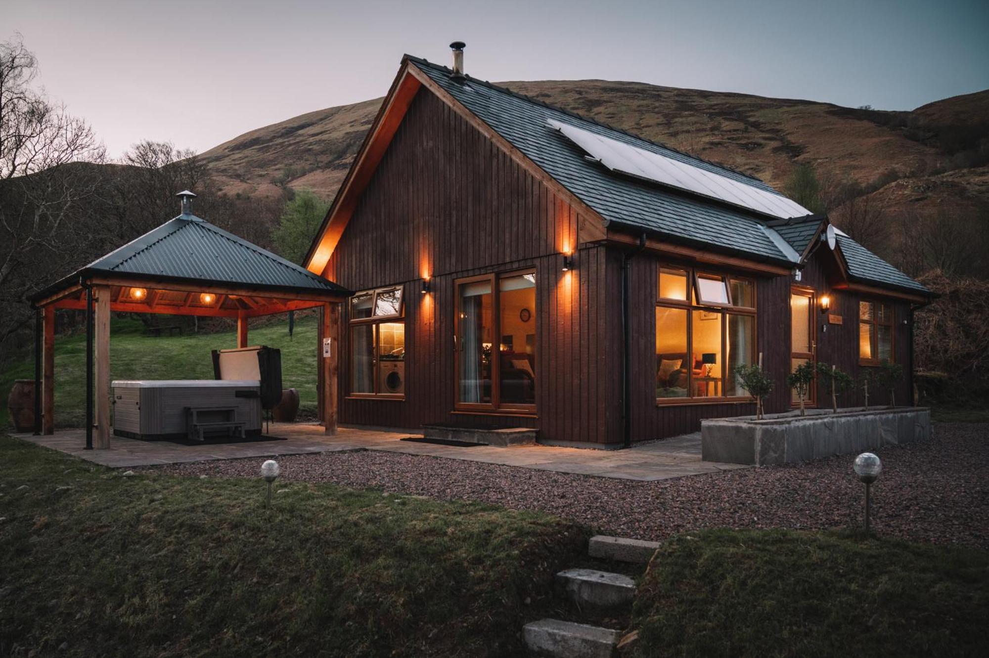 Inverskilavulin Estate Lodges Φορτ Γουίλιαμ Εξωτερικό φωτογραφία